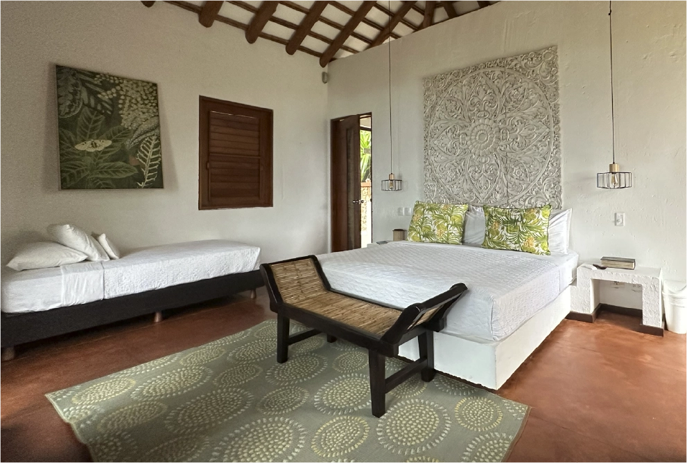 on-vacation-hotel-acantilado 10