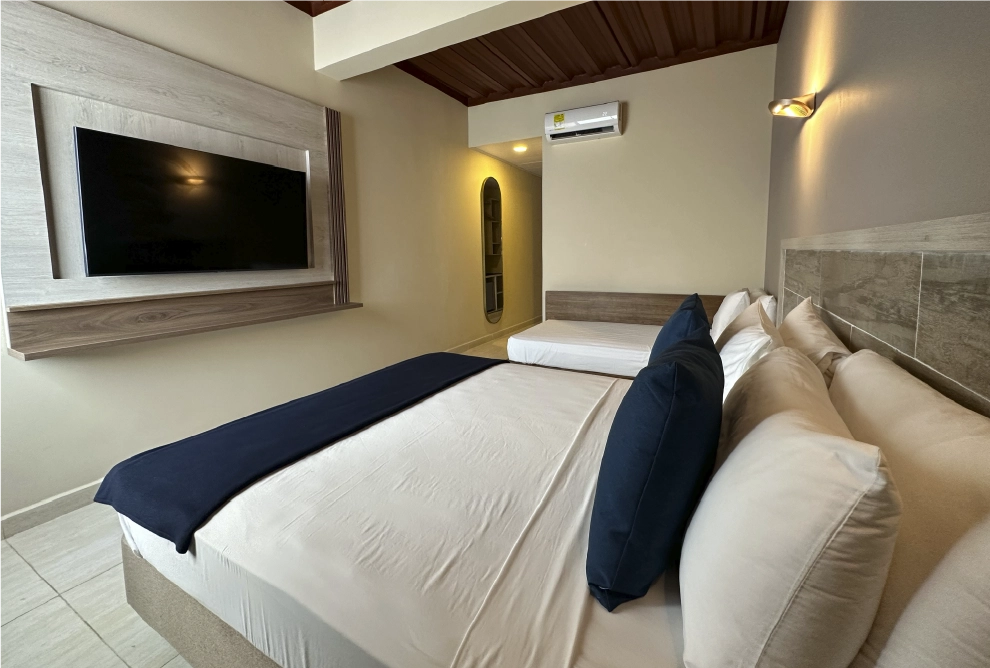 on-vacation-hotel-caribbean 96