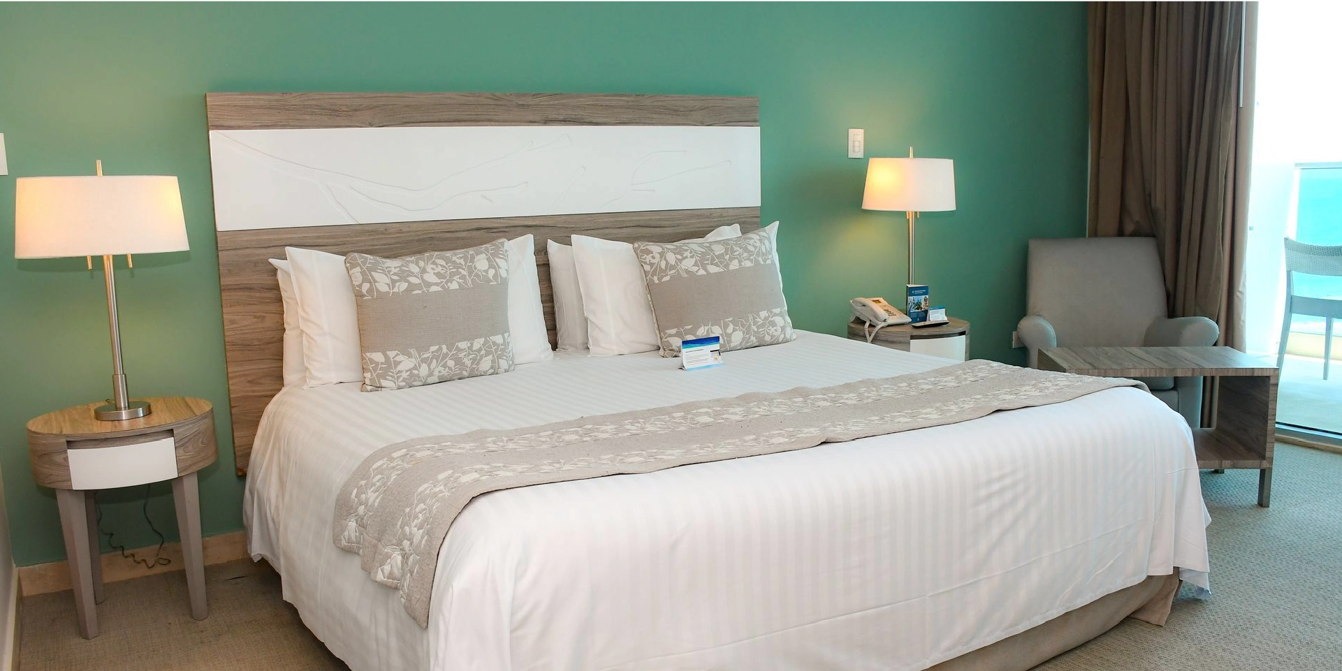 on-vacation-colombia-destino-cartagena-hotel-las-americas-habitacion-superior 88