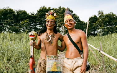 on-vacation-banner-interno-amazonas-comunidad-indigena_1