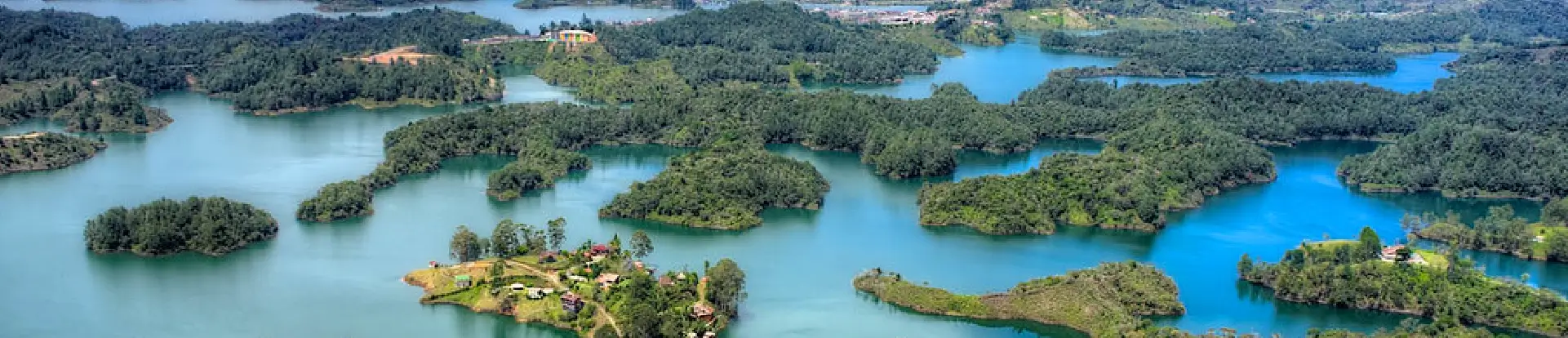1920x413-on-vacation-guatape-embalse@72x