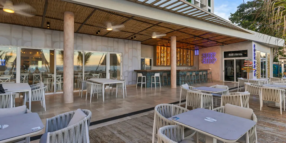 on-vacation-colombia-destino-panama-hotel-playa-caracol-restaurante-1920x960px-172x-100-convertido-de-jpg.webp