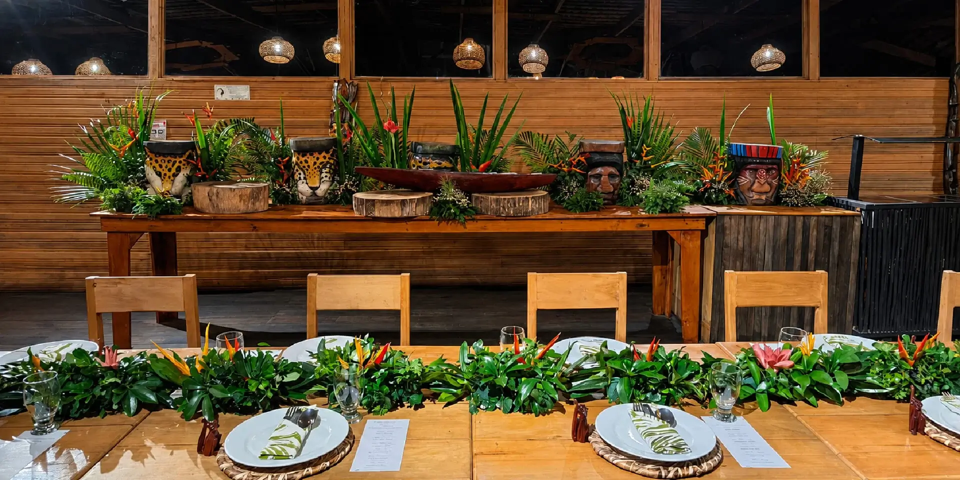 on-vacation-colombia-destino-amazon-hotel-amazon-restaurante-1920x960-1003