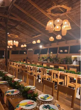 on-vacation-colombia-destino-amazon-hotel-amazon-restaurante-281x381