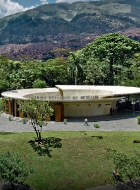 on-vacation-colombia-destino-medellin-servicios-lugares-turisticos-jardin-botanico_72x-100