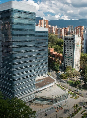 on-vacation-colombia-destino-medellin-servicios-lugares-turisticos-milla-de-oro_72x-100