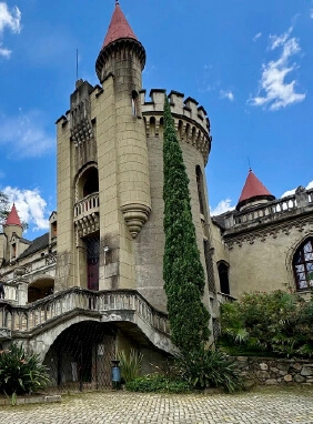 on-vacation-colombia-destino-medellin-servicios-lugares-turisticos-museo-castillo_72x-100