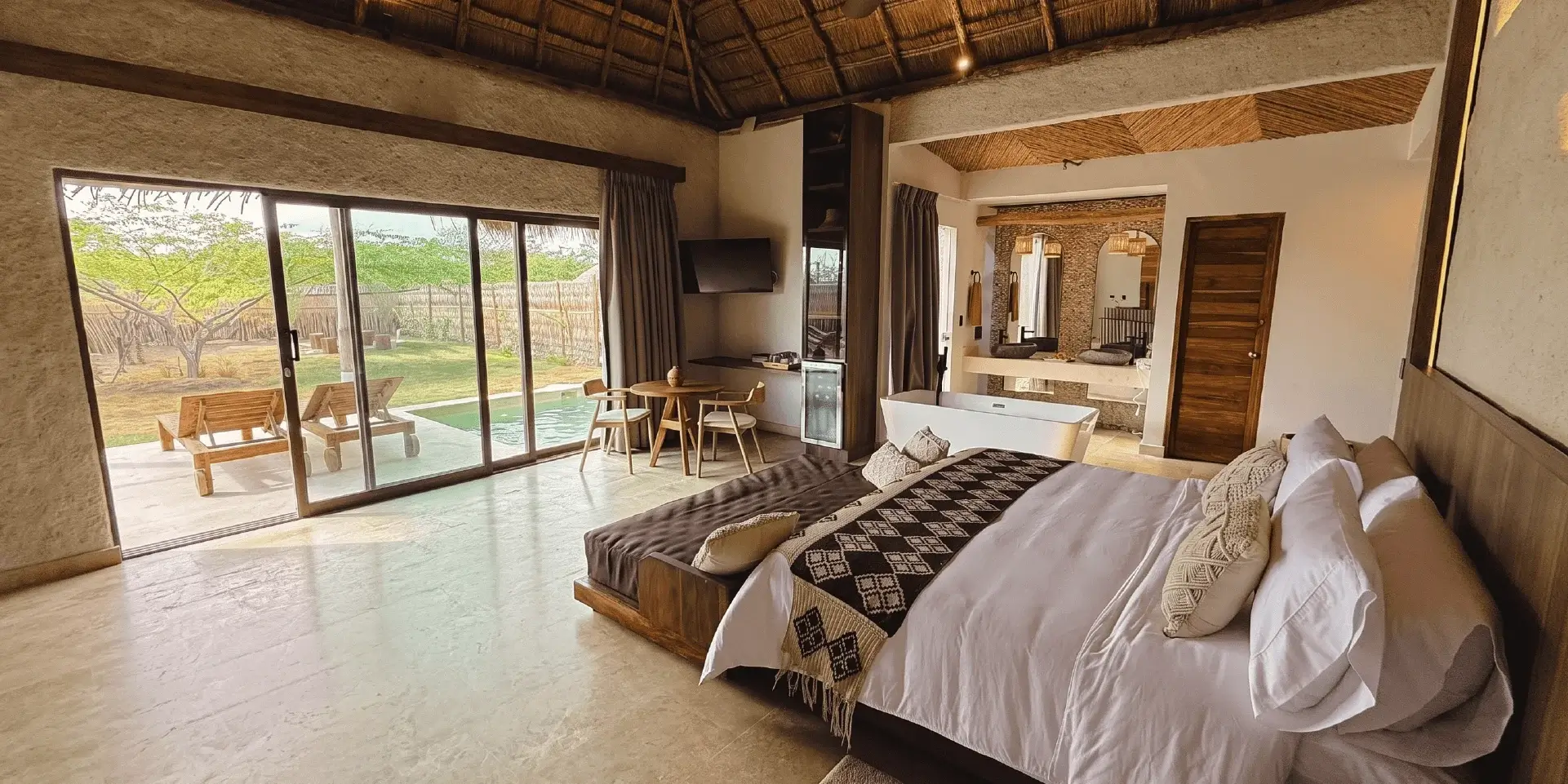 on-vacation-colombia-destino-la Guajira-Hotel Wayira Beach-Anasü habitación-8