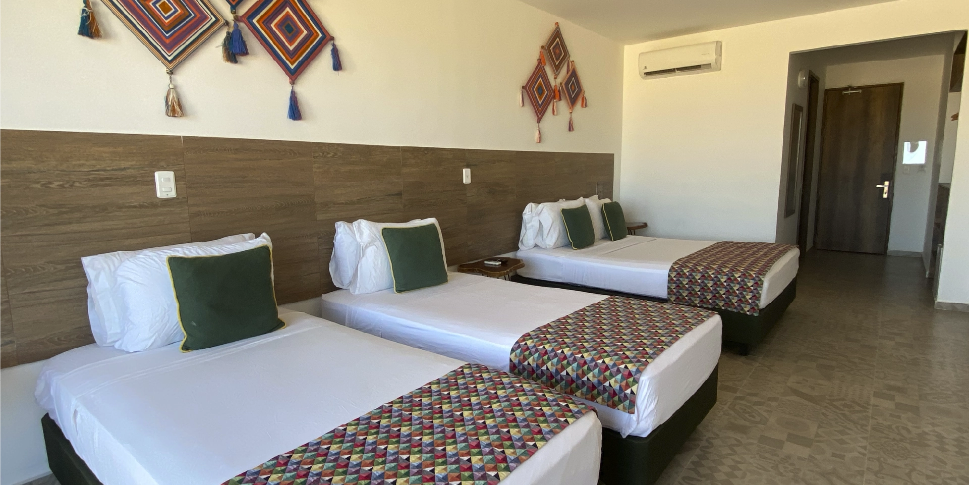 on-vacation-colombia-destino-guajira-hotel-wayira-beach-bloque-caribe-habitacion-1920x960px copy 3