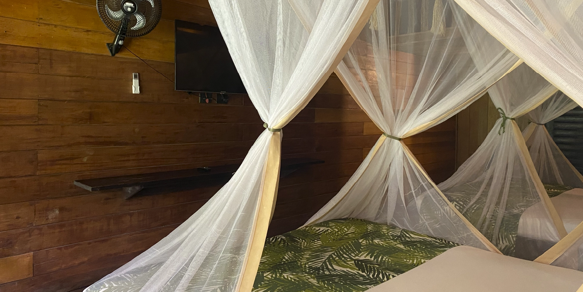 on-vacation-colombia-destino-amazonas-hotel-amazon-habitacion-cuadruple-1920x960px 14