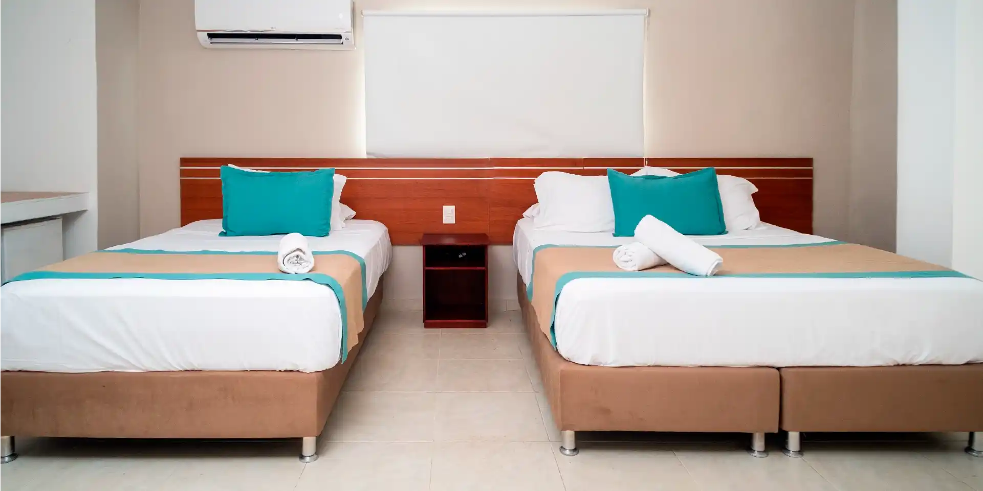 on-vacation-colombia-destino-san andres-hotel-portobelo-boulevard-habitacion-triple 95_11zon